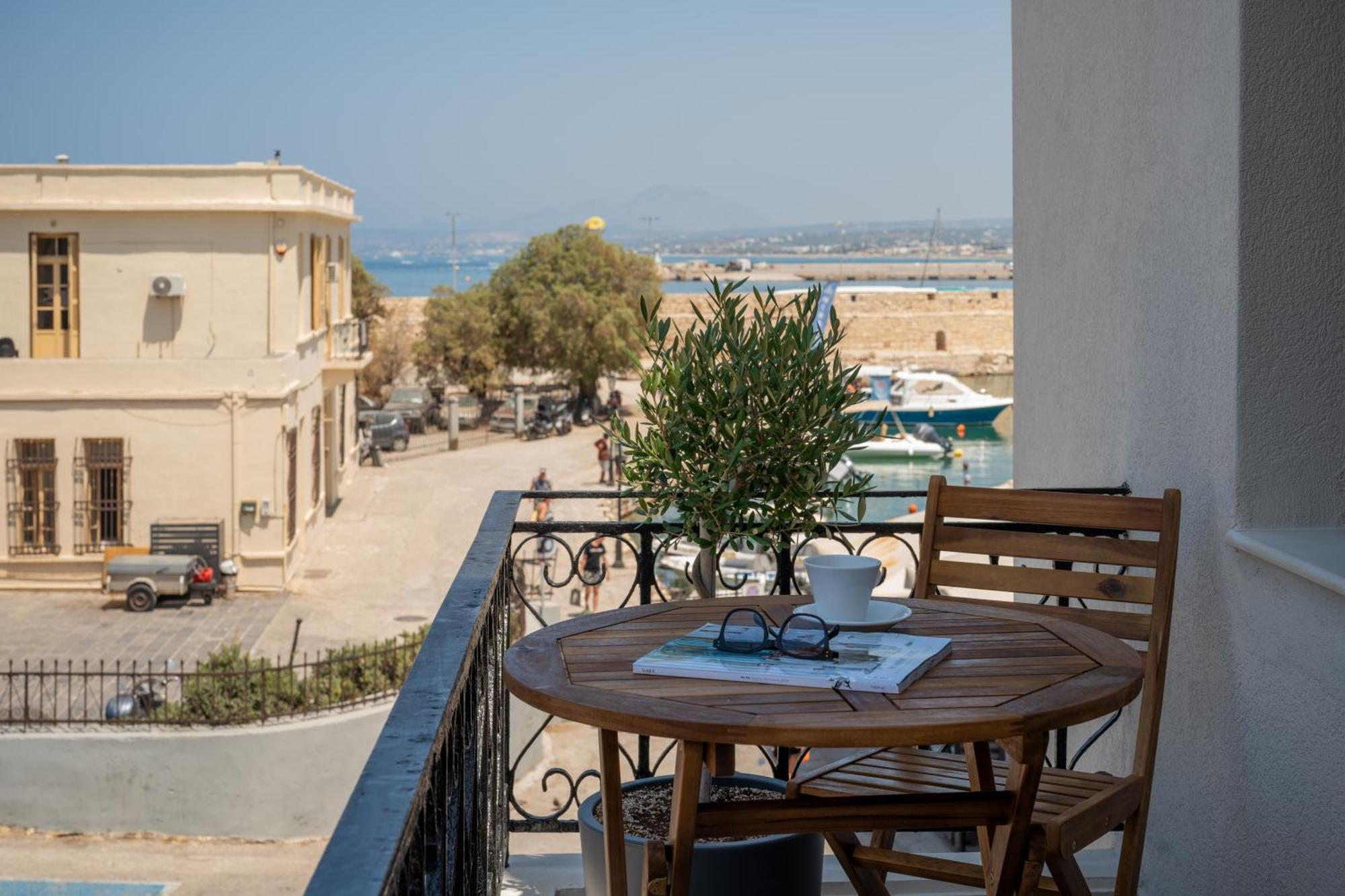 Rettimo Suites, Experience Luxury In The Heart Of Rethymno Luaran gambar