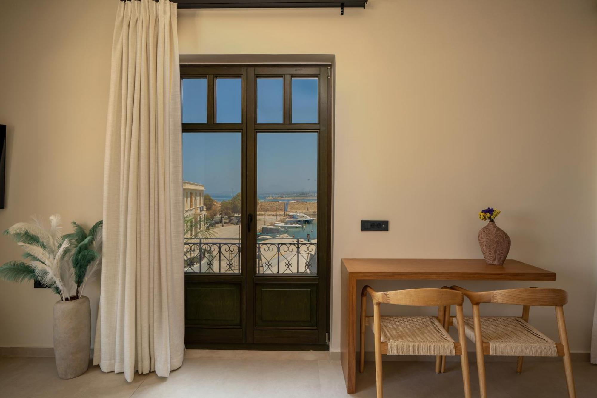 Rettimo Suites, Experience Luxury In The Heart Of Rethymno Luaran gambar