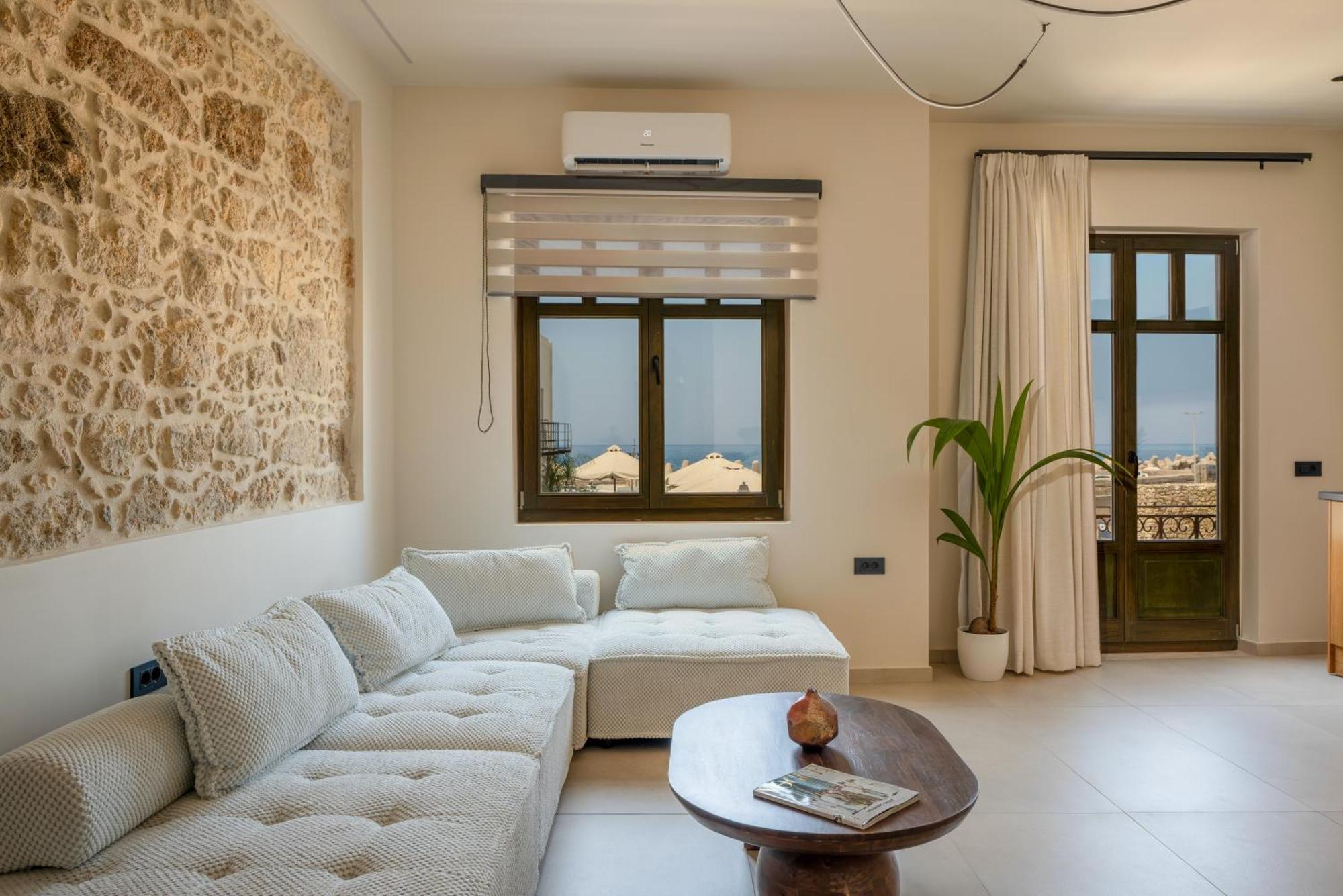 Rettimo Suites, Experience Luxury In The Heart Of Rethymno Luaran gambar